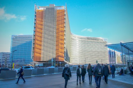 EU: Eksperiment uten forbilde EU: Eksperiment uten forbilde