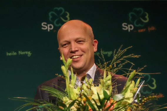 Takk ! Takk !
