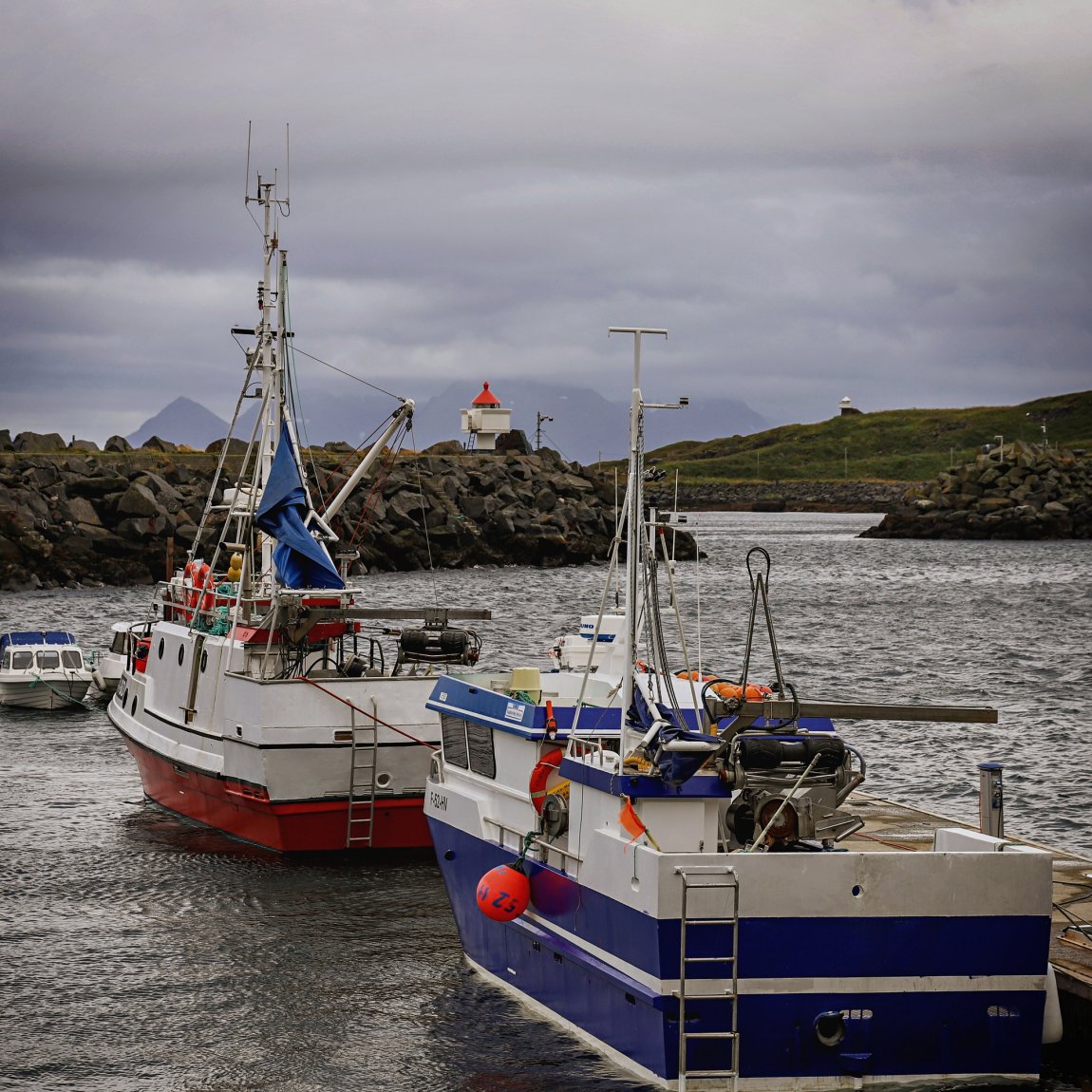 2020 Fiskebåter ved kai, Hasvik i Finnmark