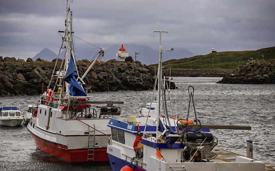 2020 Fiskebåter ved kai, Hasvik i Finnmark