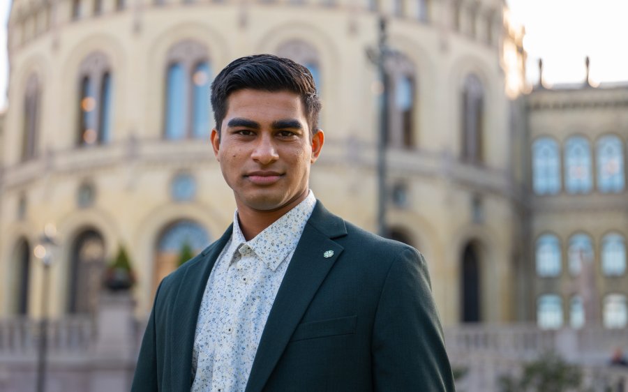 15 Ashish Bhargava