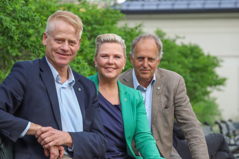2019 Olav Skinnes, Anne Beathe Kristiansen Tvinnereim og Johan Edvard Grimstad. Valgkampbilde for fylkestingsvalget 2019