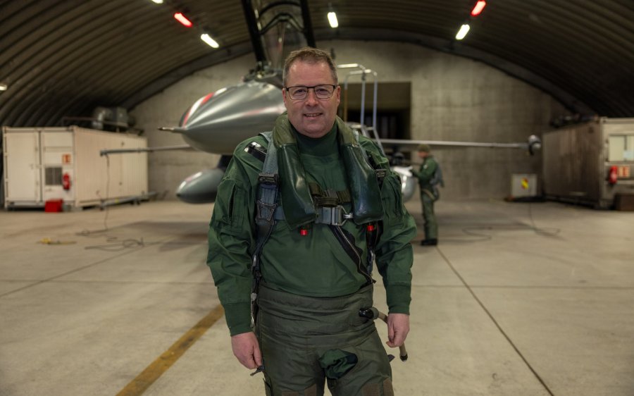 02 Bjørn Arild og fly