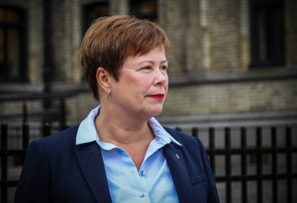 Frp «gønner på» så alle fakta forsvinner i blårøyken Frp «gønner på» så alle fakta forsvinner i blårøyken