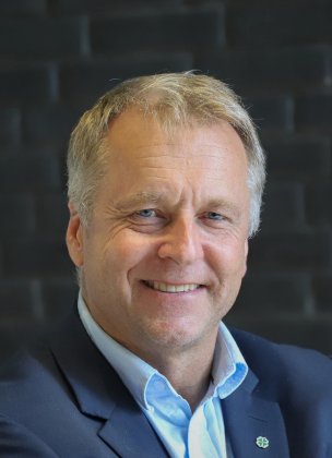 Svend Saxe Frøshaug