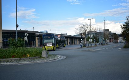 Buss ved sentralbanestasjonen 2