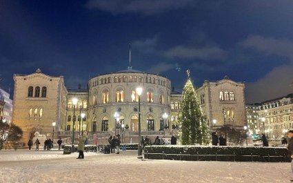Stortingsbygningen_vinter_foto Kathrine