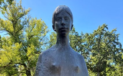 kvinne statue 3